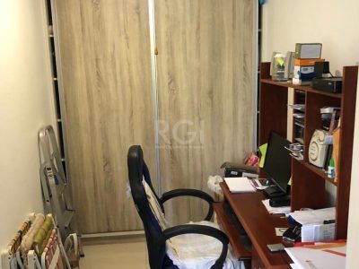 Cobertura à venda com 270m², 3 quartos, 1 suíte, 2 vagas no bairro Auxiliadora em Porto Alegre - Foto 21