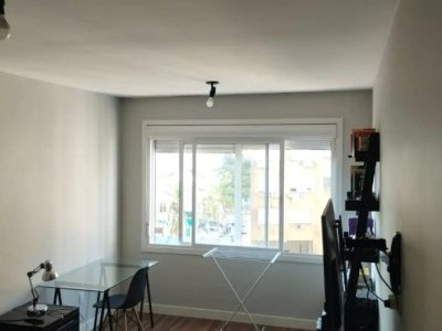 Apartamento à venda com 28m², 1 quarto, 1 suíte no bairro Cidade Baixa em Porto Alegre - Foto 4