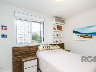 Apartamento à venda com 68m², 3 quartos, 1 suíte, 1 vaga no bairro Jardim Carvalho em Porto Alegre - Foto 15