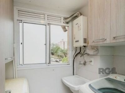 Apartamento à venda com 68m², 3 quartos, 1 suíte, 1 vaga no bairro Jardim Carvalho em Porto Alegre - Foto 13