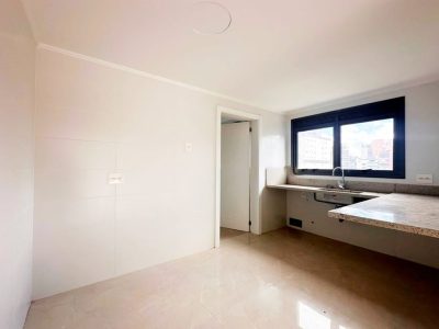 Apartamento à venda com 117m², 3 quartos, 3 suítes, 2 vagas no bairro Petrópolis em Porto Alegre - Foto 15