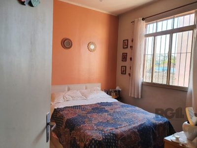 Apartamento à venda com 70m², 2 quartos no bairro Medianeira em Porto Alegre - Foto 7