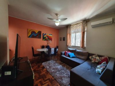 Apartamento à venda com 70m², 2 quartos no bairro Medianeira em Porto Alegre - Foto 2