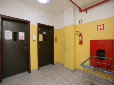 Apartamento à venda com 90m², 3 quartos no bairro Centro Histórico em Porto Alegre - Foto 5