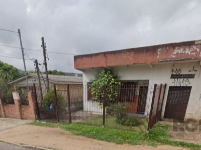 Casa à venda com 149m², 3 quartos no bairro Cristal em Porto Alegre - Foto 2