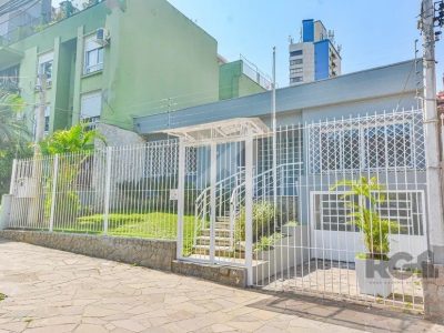 Casa à venda com 660m², 4 quartos no bairro Petrópolis em Porto Alegre - Foto 2