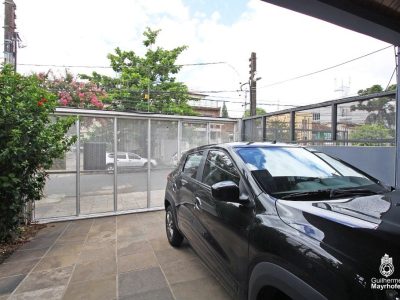 Casa à venda com 151m², 3 quartos, 1 suíte, 2 vagas no bairro Partenon em Porto Alegre - Foto 41