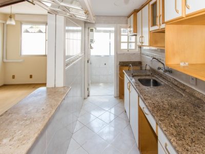 Apartamento à venda com 83m², 2 quartos, 1 vaga no bairro Medianeira em Porto Alegre - Foto 15