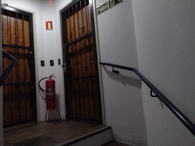 Apartamento à venda com 50m², 1 quarto, 1 vaga no bairro Partenon em Porto Alegre - Foto 4