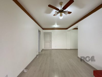 Apartamento à venda com 94m², 3 quartos, 1 suíte, 1 vaga no bairro Menino Deus em Porto Alegre - Foto 10