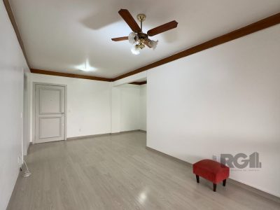 Apartamento à venda com 94m², 3 quartos, 1 suíte, 1 vaga no bairro Menino Deus em Porto Alegre - Foto 11