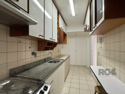 Apartamento à venda com 94m², 3 quartos, 1 suíte, 1 vaga no bairro Menino Deus em Porto Alegre - Foto 23