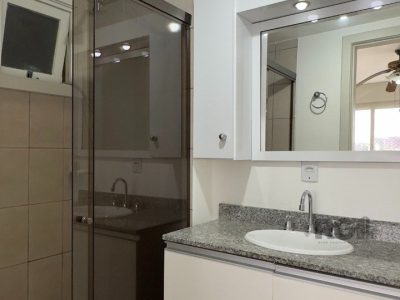 Apartamento à venda com 94m², 3 quartos, 1 suíte, 1 vaga no bairro Menino Deus em Porto Alegre - Foto 35