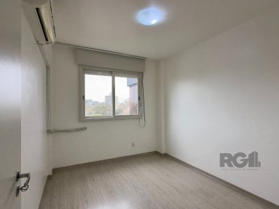 Apartamento à venda com 94m², 3 quartos, 1 suíte, 1 vaga no bairro Menino Deus em Porto Alegre - Foto 44