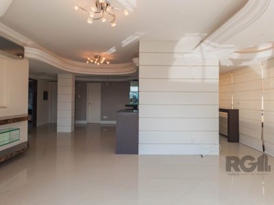 Apartamento à venda com 140m², 3 quartos, 1 suíte, 2 vagas no bairro Petrópolis em Porto Alegre - Foto 7