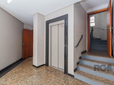 Apartamento à venda com 140m², 3 quartos, 1 suíte, 2 vagas no bairro Petrópolis em Porto Alegre - Foto 30