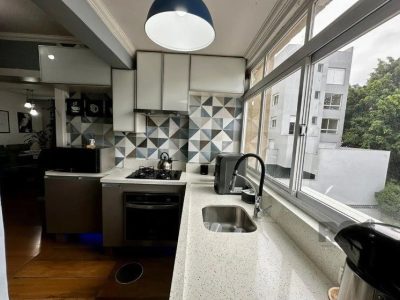 Apartamento à venda com 84m², 2 quartos, 1 suíte, 1 vaga no bairro Rio Branco em Porto Alegre - Foto 17