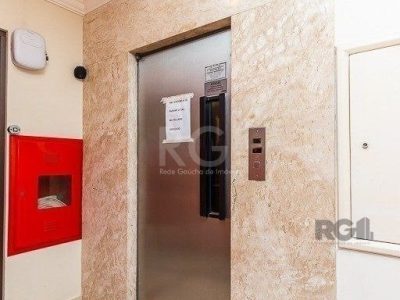 Apartamento à venda com 84m², 2 quartos, 1 suíte, 1 vaga no bairro Rio Branco em Porto Alegre - Foto 26