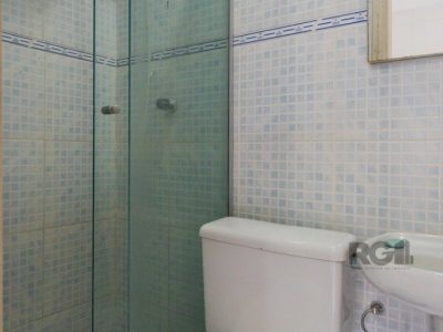 Casa à venda com 214m², 4 quartos, 1 suíte, 2 vagas no bairro Glória em Porto Alegre - Foto 44