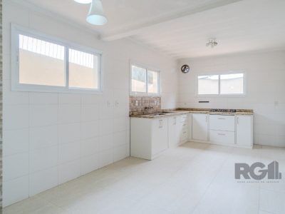 Casa à venda com 214m², 4 quartos, 1 suíte, 2 vagas no bairro Glória em Porto Alegre - Foto 40