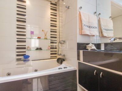 Apartamento à venda com 89m², 3 quartos, 1 suíte, 2 vagas no bairro Passo d'Areia em Porto Alegre - Foto 20