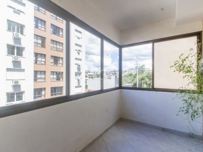 Apartamento à venda com 89m², 3 quartos, 1 suíte, 2 vagas no bairro Passo d'Areia em Porto Alegre - Foto 5