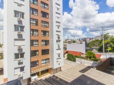 Apartamento à venda com 89m², 3 quartos, 1 suíte, 2 vagas no bairro Passo d'Areia em Porto Alegre - Foto 21