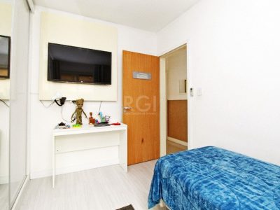 Apartamento à venda com 118m², 3 quartos, 1 suíte, 1 vaga no bairro Petrópolis em Porto Alegre - Foto 20