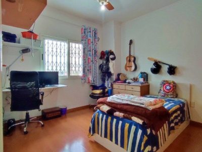 Casa à venda com 233m², 4 quartos, 1 suíte, 3 vagas no bairro Partenon em Porto Alegre - Foto 24