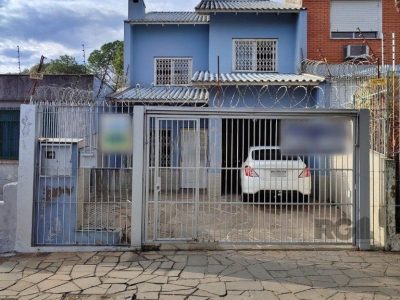 Casa à venda com 233m², 4 quartos, 1 suíte, 3 vagas no bairro Partenon em Porto Alegre - Foto 41