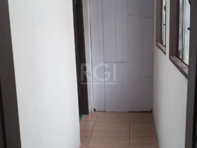 Casa à venda com 210m², 4 quartos, 2 vagas no bairro Petrópolis em Porto Alegre - Foto 13