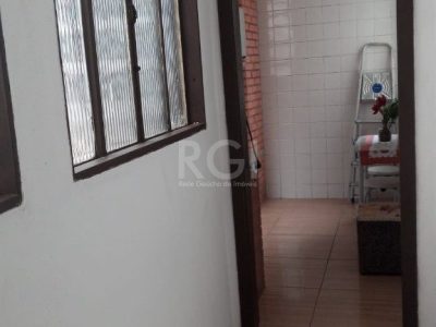 Casa à venda com 210m², 4 quartos, 2 vagas no bairro Petrópolis em Porto Alegre - Foto 16