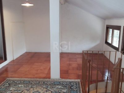 Casa à venda com 210m², 4 quartos, 2 vagas no bairro Petrópolis em Porto Alegre - Foto 25