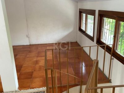 Casa à venda com 210m², 4 quartos, 2 vagas no bairro Petrópolis em Porto Alegre - Foto 30