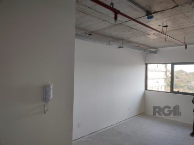 Conjunto/Sala à venda com 29m² no bairro Glória em Porto Alegre - Foto 9