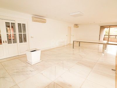 Apartamento à venda com 337m², 3 quartos, 3 suítes, 4 vagas no bairro Moinhos de Vento em Porto Alegre - Foto 5