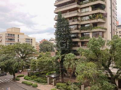 Apartamento à venda com 337m², 3 quartos, 3 suítes, 4 vagas no bairro Moinhos de Vento em Porto Alegre - Foto 65