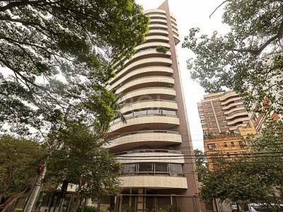 Apartamento à venda com 337m², 3 quartos, 3 suítes, 4 vagas no bairro Moinhos de Vento em Porto Alegre - Foto 13