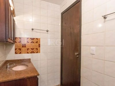 Apartamento à venda com 72m², 2 quartos no bairro Azenha em Porto Alegre - Foto 8