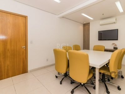 Conjunto/Sala à venda com 59m², 2 vagas no bairro Menino Deus em Porto Alegre - Foto 16