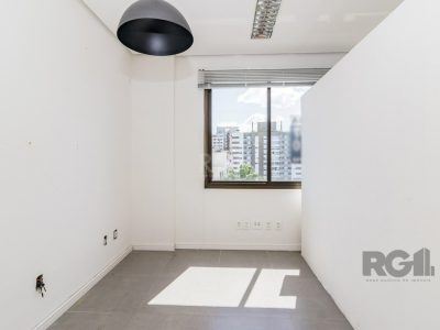 Conjunto/Sala à venda com 59m², 2 vagas no bairro Menino Deus em Porto Alegre - Foto 27