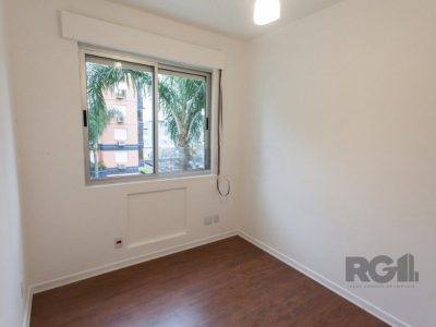 Apartamento à venda com 67m², 3 quartos, 1 vaga no bairro Partenon em Porto Alegre - Foto 11