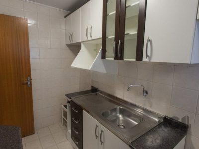 Apartamento à venda com 67m², 3 quartos, 1 vaga no bairro Partenon em Porto Alegre - Foto 7