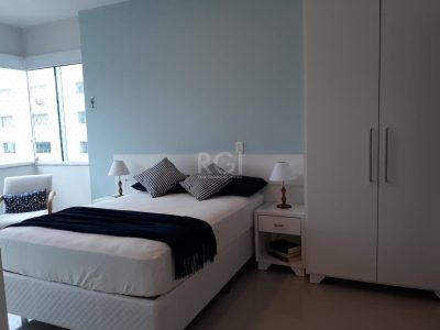 Apartamento à venda com 73m², 2 quartos, 1 suíte, 1 vaga no bairro Navegantes em Capão da Canoa - Foto 14