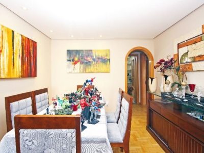 Apartamento à venda com 126m², 3 quartos, 1 vaga no bairro Petrópolis em Porto Alegre - Foto 12