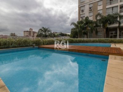 Apartamento à venda com 75m², 3 quartos, 1 suíte, 1 vaga no bairro Cristo Redentor em Porto Alegre - Foto 4