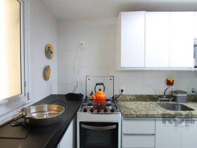 Apartamento à venda com 106m², 3 quartos, 1 suíte, 2 vagas no bairro Passo d'Areia em Porto Alegre - Foto 14