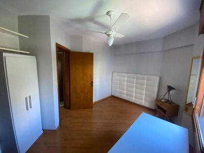 Apartamento à venda com 63m², 2 quartos, 1 vaga no bairro Menino Deus em Porto Alegre - Foto 8