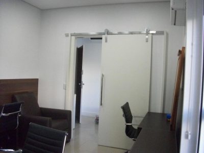 Conjunto/Sala à venda com 21m² no bairro Moinhos de Vento em Porto Alegre - Foto 4