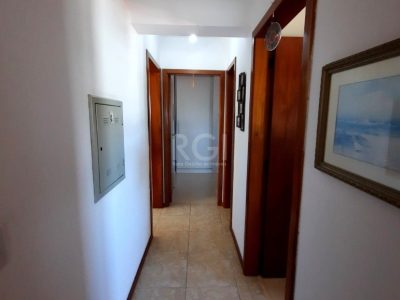 Apartamento à venda com 110m², 3 quartos, 1 suíte, 2 vagas no bairro Vila Ipiranga em Porto Alegre - Foto 11